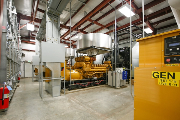 Large commercial generator